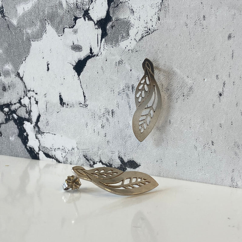 Paisley Leaf Earrings in Silver